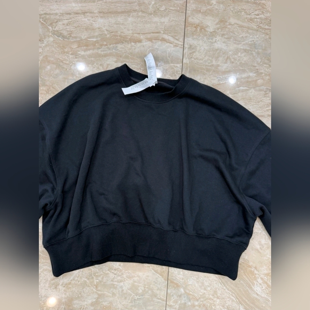 Fabletics Sweatshirt Pullover Women's Large L Bla… - image 5